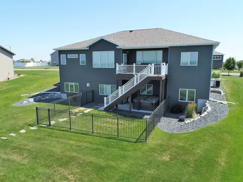 5016 Cornice Dr, Bismarck, ND 58503 photo 115