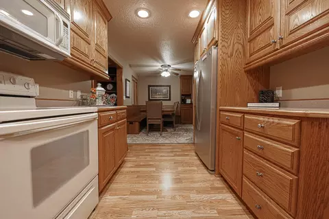 1620 E Avenue B, Bismarck, ND 58501 photo 7