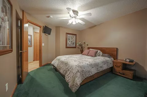 1620 E Avenue B, Bismarck, ND 58501 photo 29