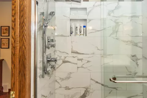 387 E Brandon Dr, Bismarck, ND 58503 photo 17