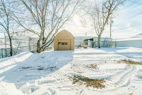 1413 E Thayer Ave, Bismarck, ND 58501 photo 54