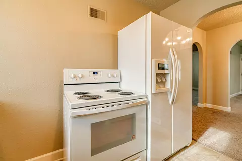 1413 E Thayer Ave, Bismarck, ND 58501 photo 8