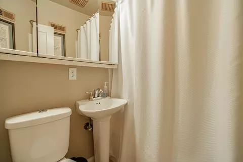 1413 E Thayer Ave, Bismarck, ND 58501 photo 20
