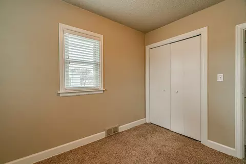 1413 E Thayer Ave, Bismarck, ND 58501 photo 19