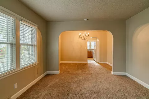 1413 E Thayer Ave, Bismarck, ND 58501 photo 14