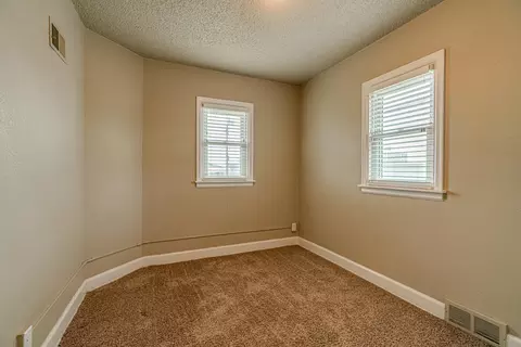 1413 E Thayer Ave, Bismarck, ND 58501 photo 18
