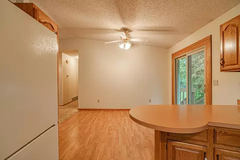 230 Wachter Ave E, Bismarck, ND 58504 photo 18
