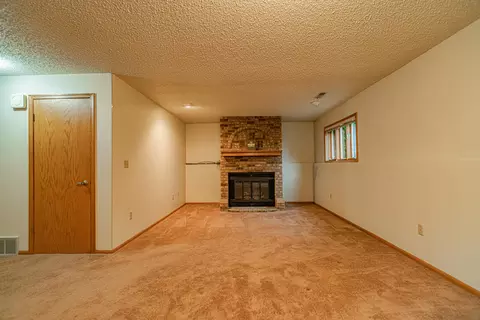 230 Wachter Ave E, Bismarck, ND 58504 photo 35