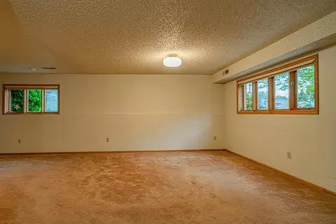 230 Wachter Ave E, Bismarck, ND 58504 photo 34