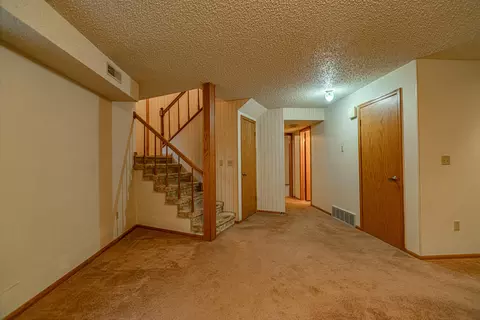 230 Wachter Ave E, Bismarck, ND 58504 photo 6