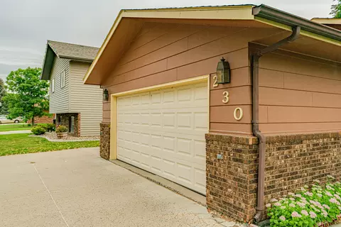 230 Wachter Ave E, Bismarck, ND 58504 photo 52