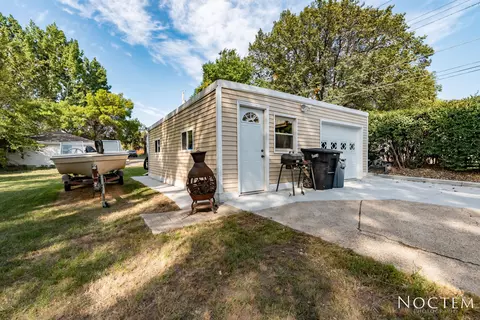 2014 D Ave E, Bismarck, ND 58501 photo 15