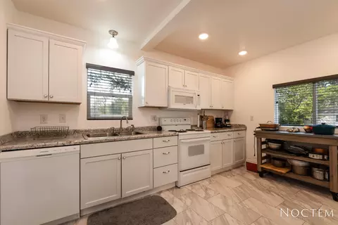 2014 D Ave E, Bismarck, ND 58501 photo 2