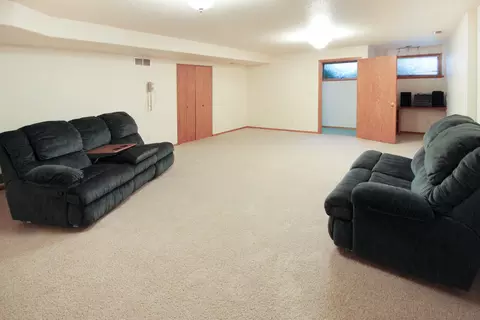774 Interstate Ave W, Bismarck, ND 58503 photo 15