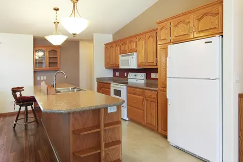 774 Interstate Ave W, Bismarck, ND 58503 photo 2