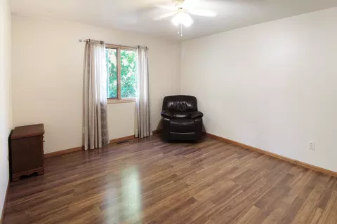 774 Interstate Ave W, Bismarck, ND 58503 photo 8