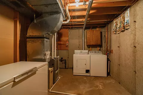 2017 E Avenue B, Bismarck, ND 58501 photo 35
