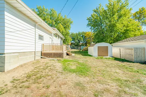 2017 E Avenue B, Bismarck, ND 58501 photo 47