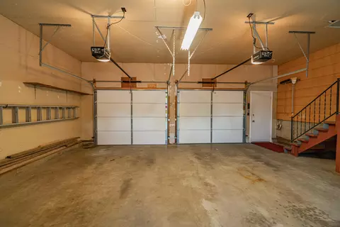 2017 E Avenue B, Bismarck, ND 58501 photo 56