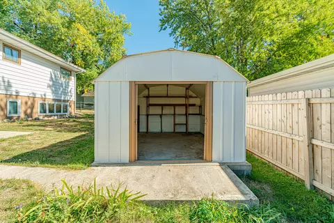 2017 E Avenue B, Bismarck, ND 58501 photo 60
