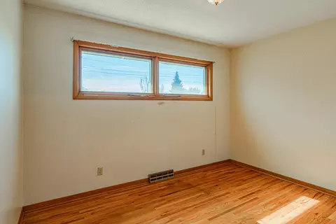 2017 E Avenue B, Bismarck, ND 58501 photo 6
