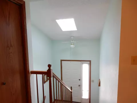 407 E Brandon Dr, Bismarck, ND 58503 photo 15