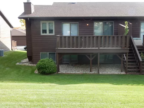 407 E Brandon Dr, Bismarck, ND 58503 photo 52