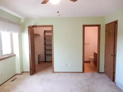 407 E Brandon Dr, Bismarck, ND 58503 photo 19