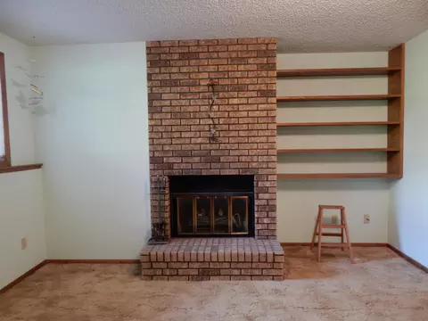 407 E Brandon Dr, Bismarck, ND 58503 photo 39