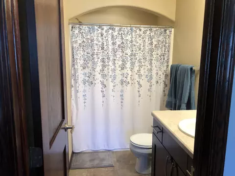 1713 Calgary Loop, Bismarck, ND 58503 photo 11