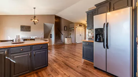 703 Calgary Ave, Bismarck, ND 58503 photo 16