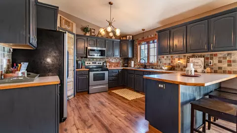 703 Calgary Ave, Bismarck, ND 58503 photo 13