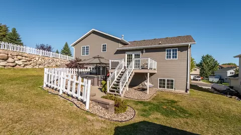 703 Calgary Ave, Bismarck, ND 58503 photo 44