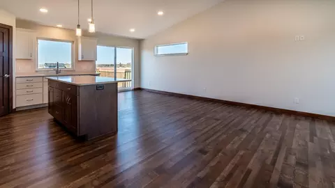 512 Apple Ridge Rd, Menoken, ND 58558 photo 2