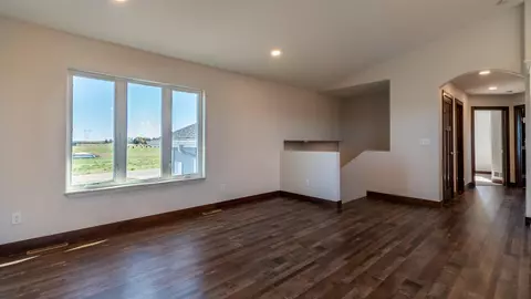 512 Apple Ridge Rd, Menoken, ND 58558 photo 5