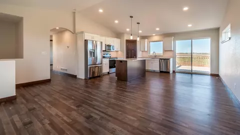 512 Apple Ridge Rd, Menoken, ND 58558 photo 4