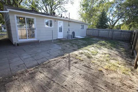 502 Central Ave E, Bismarck, ND 58501 photo 34