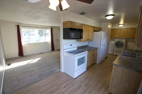 502 Central Ave E, Bismarck, ND 58501 photo 11
