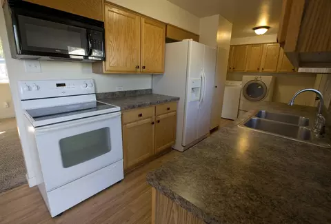 502 Central Ave E, Bismarck, ND 58501 photo 13