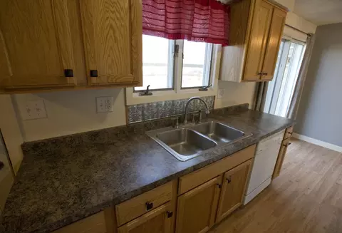 502 Central Ave E, Bismarck, ND 58501 photo 16