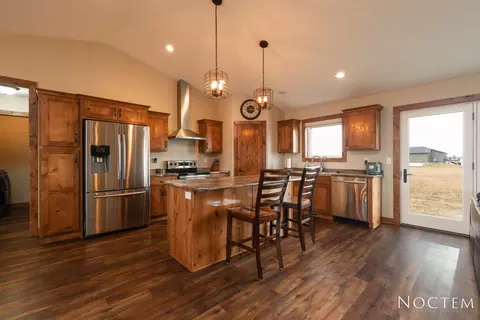 2483 Eugene Dr N, Mandan, ND 58554 photo 9