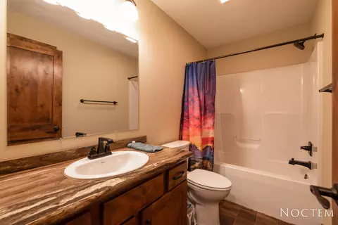 2483 Eugene Dr N, Mandan, ND 58554 photo 21