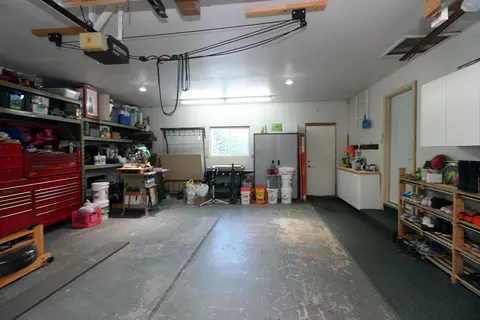 4830 E Roundup Rd, Bismarck, ND 58503 photo 31