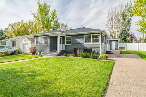1320 N 3rd St, Bismarck, ND 58501 photo 2