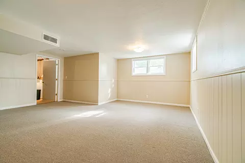 1320 N 3rd St, Bismarck, ND 58501 photo 40
