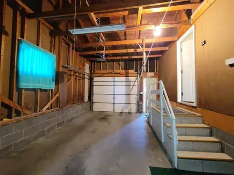 405 Chaffee Row, Beulah, ND 58523 photo 21