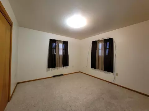 405 Chaffee Row, Beulah, ND 58523 photo 13