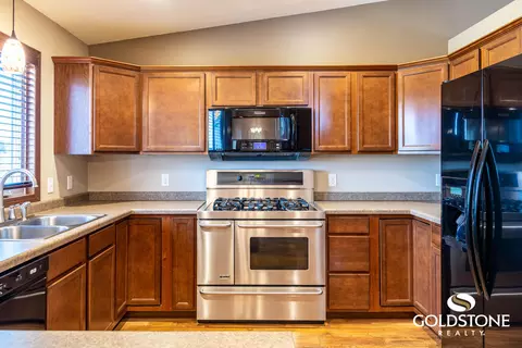 200 90th Ave NE, Bismarck, ND 58503 photo 21