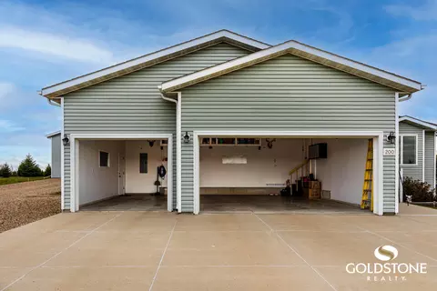 200 90th Ave NE, Bismarck, ND 58503 photo 7