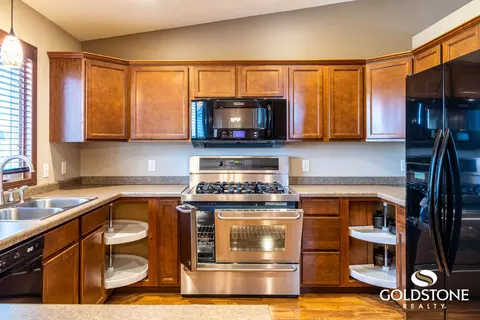 200 90th Ave NE, Bismarck, ND 58503 photo 22